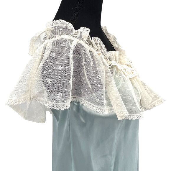 Vintage Lily Of France Ivory Crochet Lace Trim Blue Satin‎ Polyester Nightgown - Picture 3 of 8
